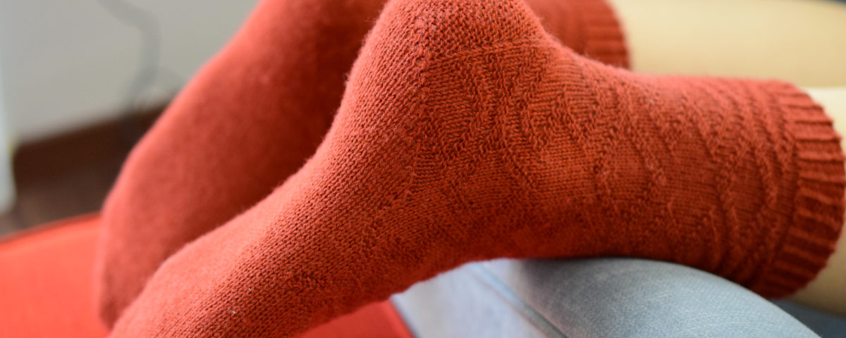 Alane socks by Zsuzsanna Orthodoxou