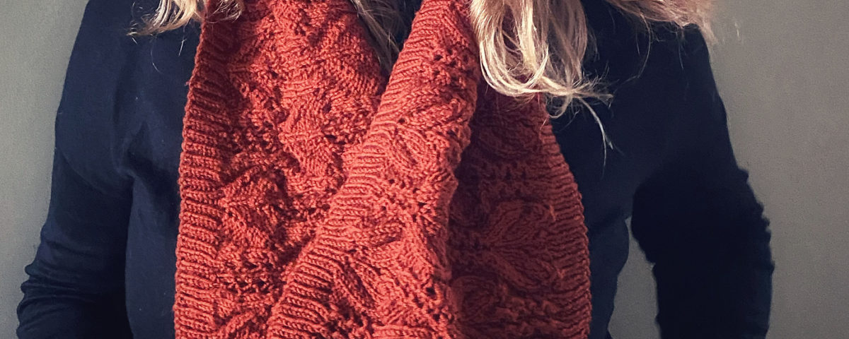 Diffraction Cowl by Kelly Menzies