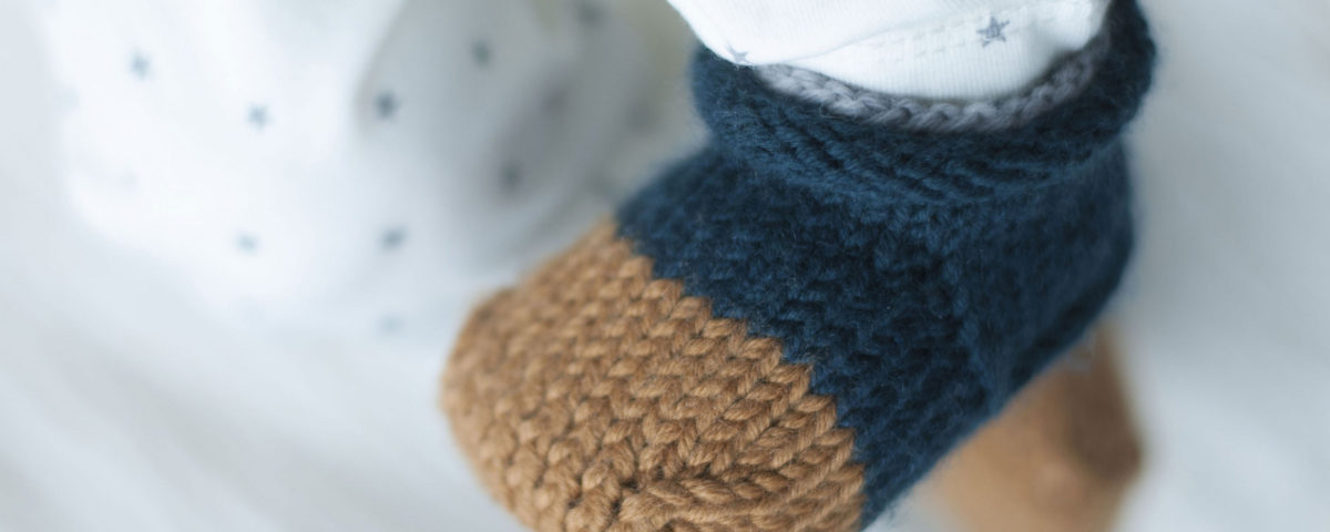 'Tom' stay-on baby shoe by Julia Adams Patterns