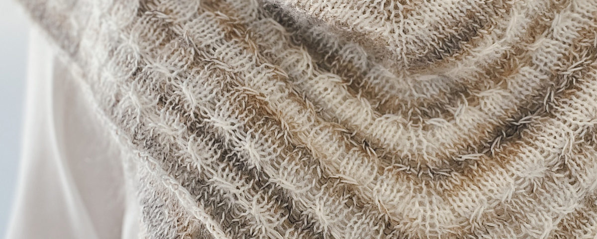 Kukka Shawl by rosa p.